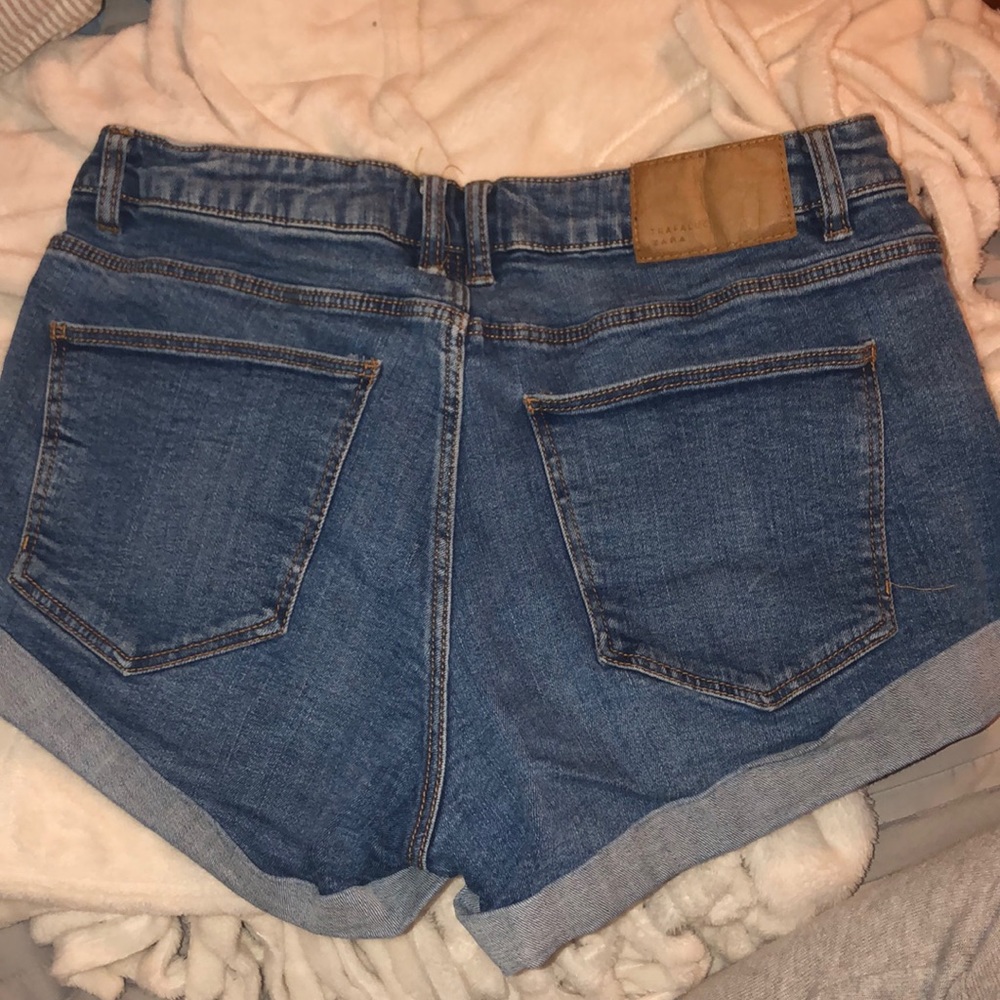 Zara Denim Shorts - Picture 2 of 2